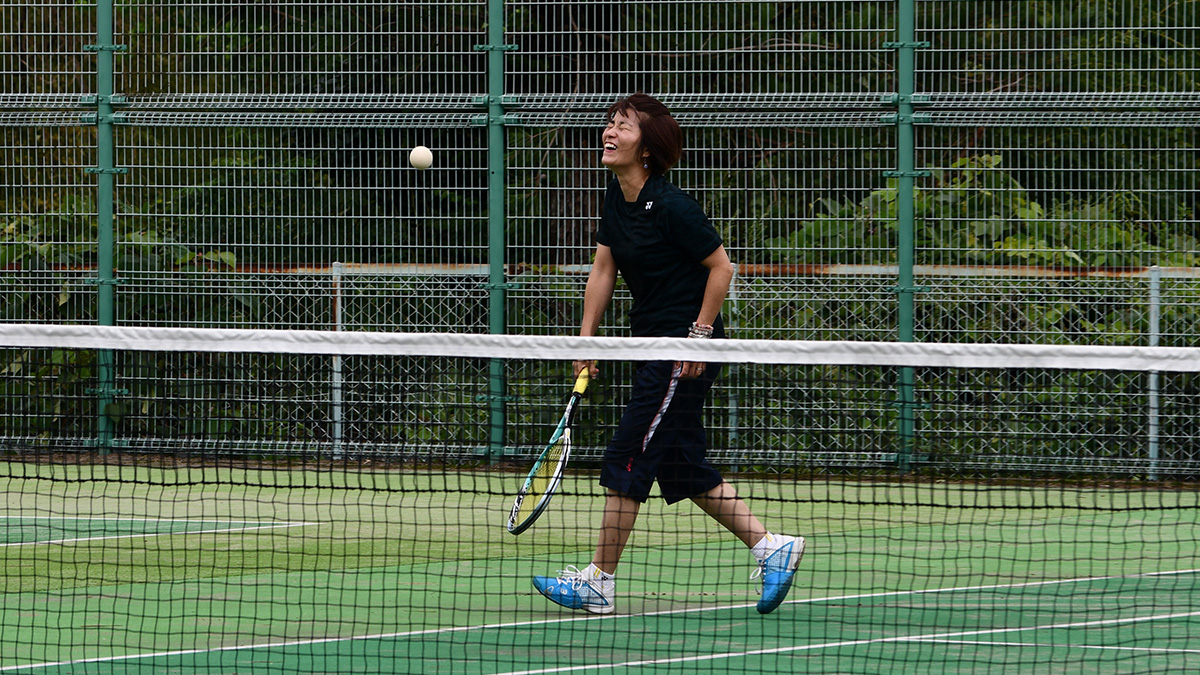 ソフトテニつ部合宿,ソフトテニス,大人