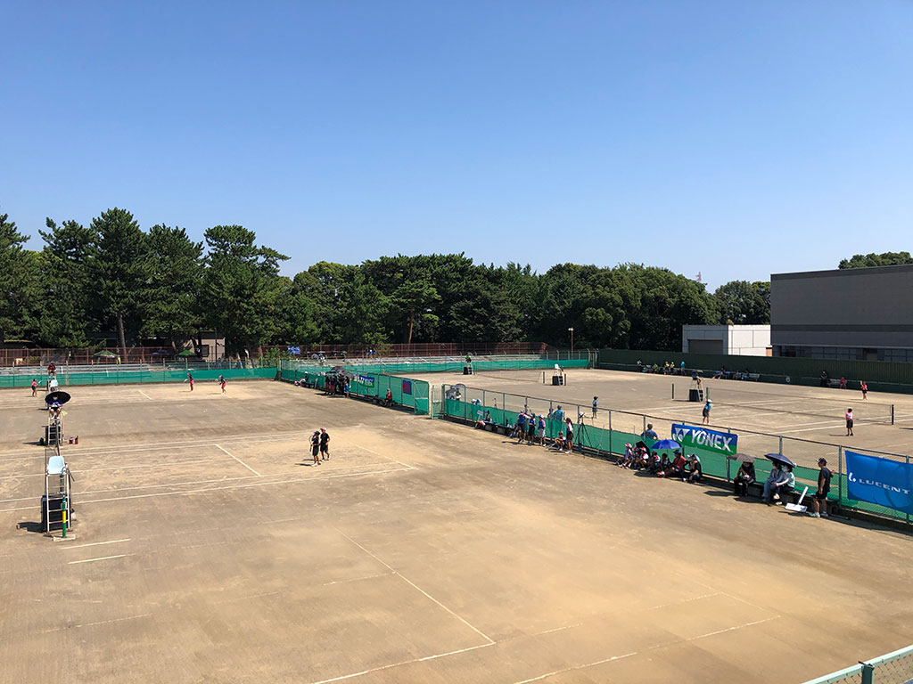 平塚市立軟式庭球場,田村テニスコート